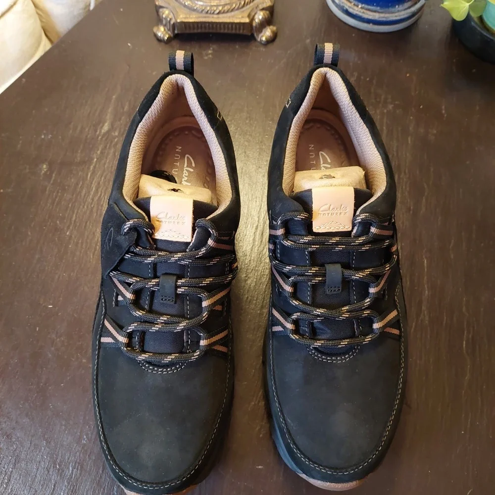 Clarks Originals Women's NatureX Tie WP Combi Nubuck Black Size 9.5M $145 NEW!